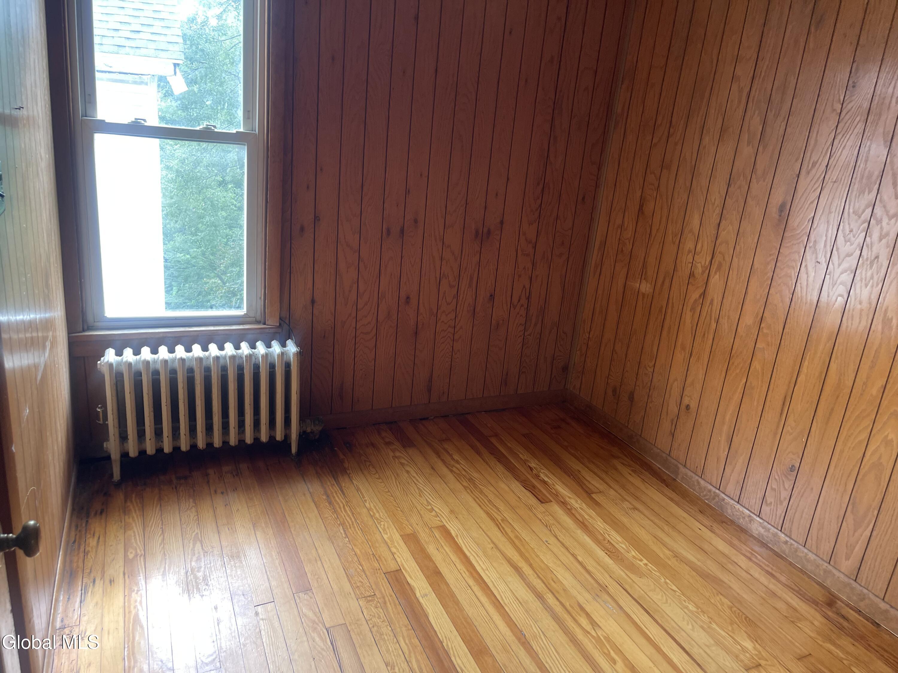 16 Locust Avenue Amsterdam NY 12010