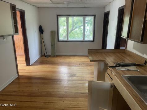 16 Locust Avenue Amsterdam NY 12010