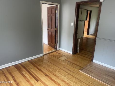 16 Locust Avenue Amsterdam NY 12010