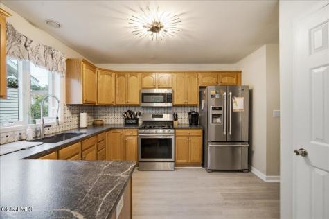 2411 Golf Avenue Schenectady NY 12309