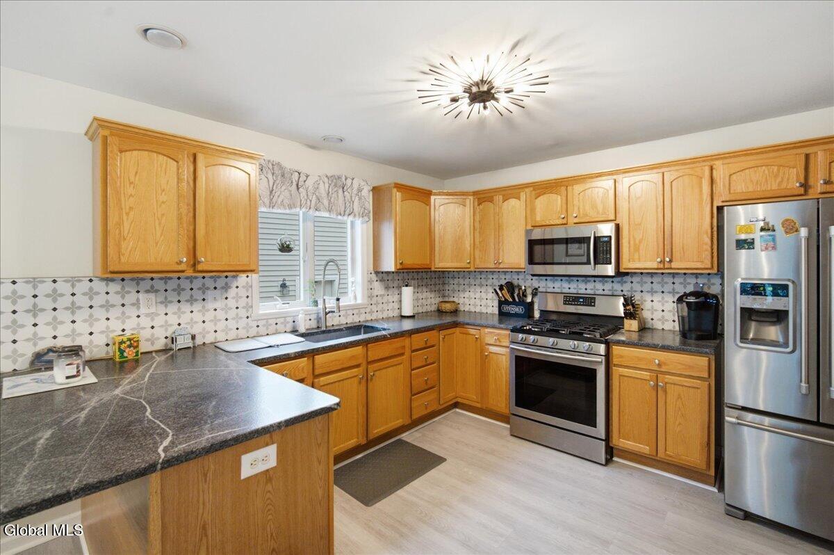 2411 Golf Avenue Schenectady NY 12309