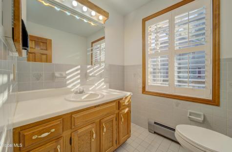 6 Crown Point Ballston Lake NY 12019