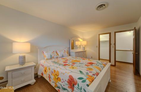 6 Crown Point Ballston Lake NY 12019