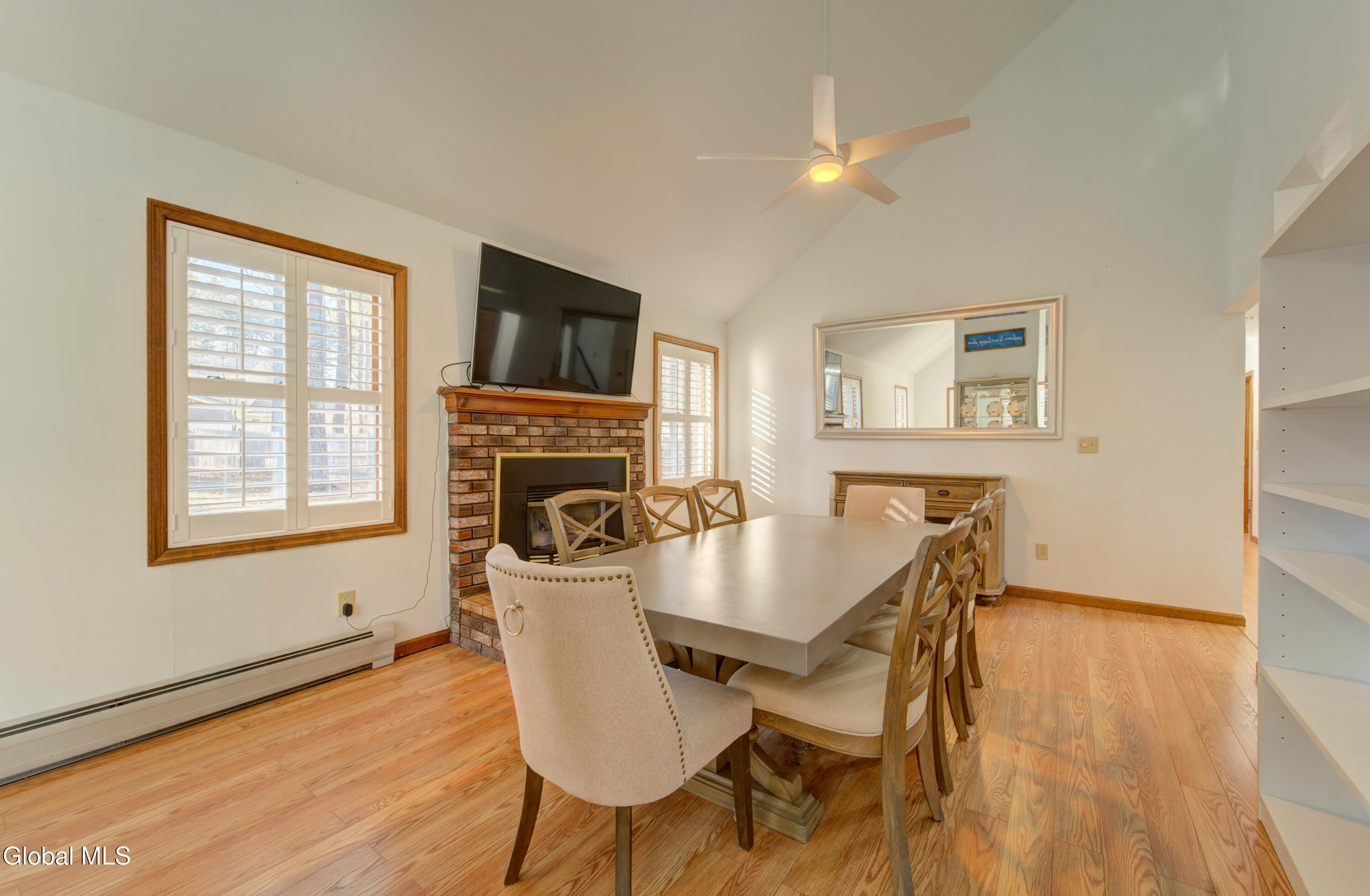 6 Crown Point Ballston Lake NY 12019