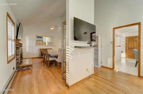 6 Crown Point Ballston Lake NY 12019