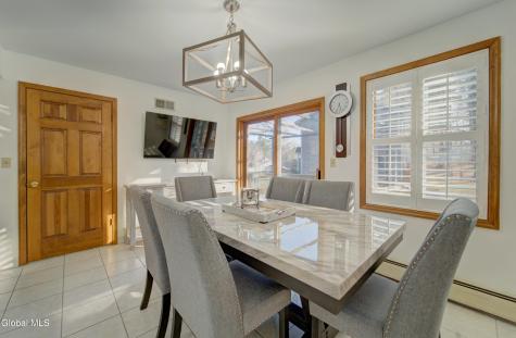 6 Crown Point Ballston Lake NY 12019