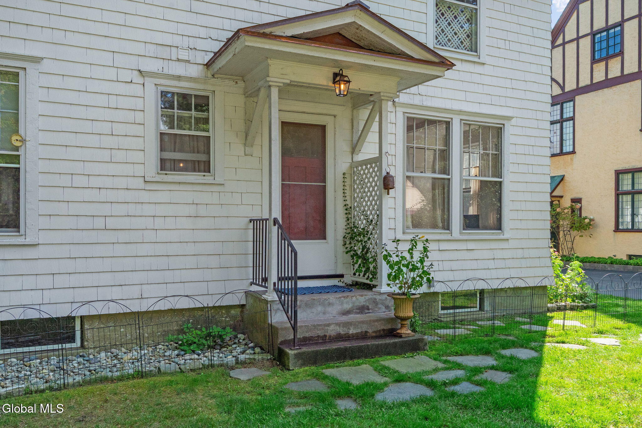 39 Fifth Avenue Saratoga Springs NY 12866