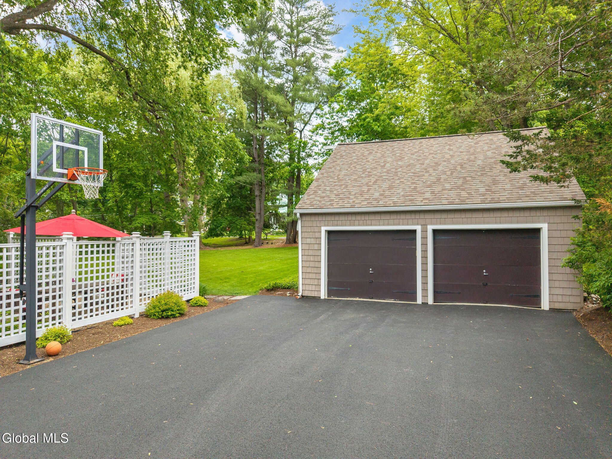 1630 New Scotland Road Slingerlands NY 12159