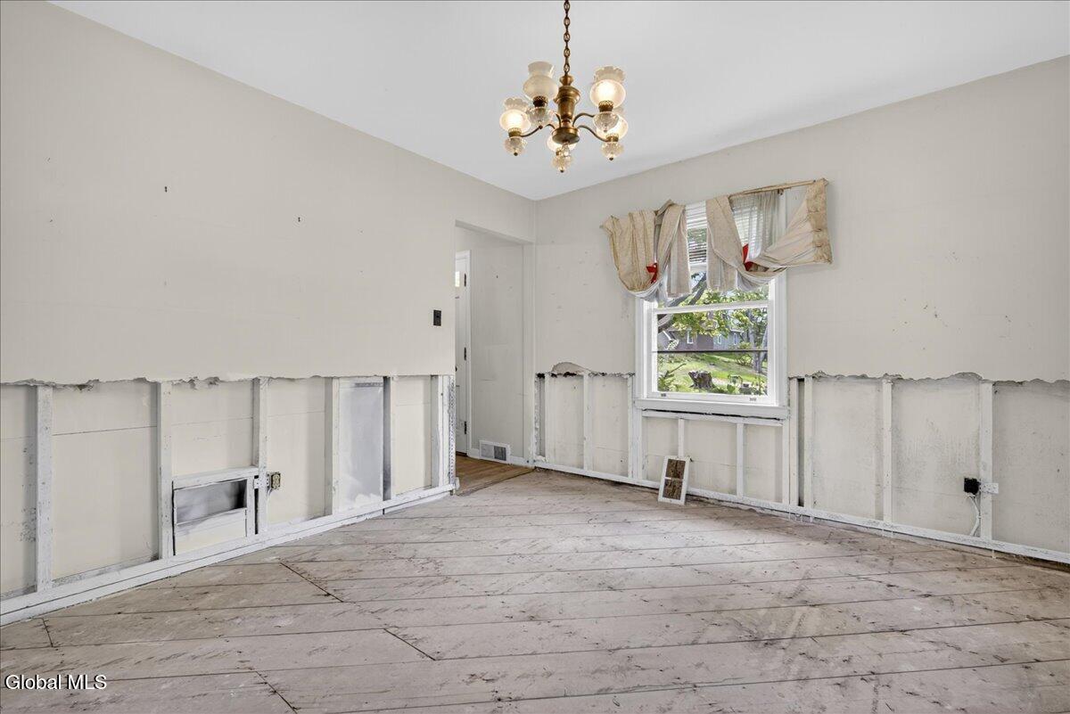 6 Cherrywood Terrace Latham NY 12110