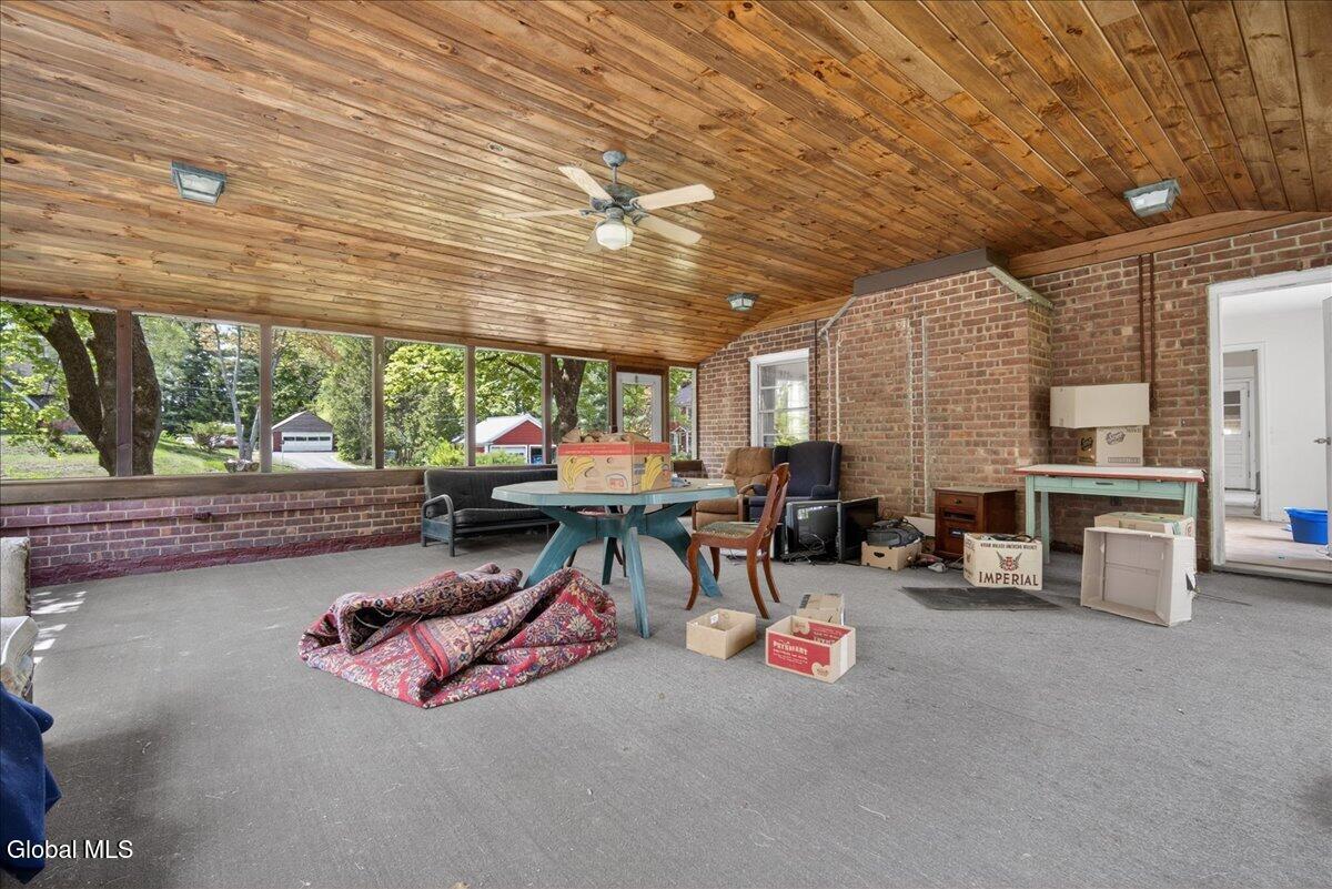 6 Cherrywood Terrace Latham NY 12110