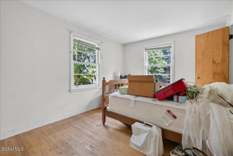 6 Cherrywood Terrace Latham NY 12110