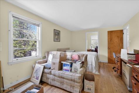 6 Cherrywood Terrace Latham NY 12110