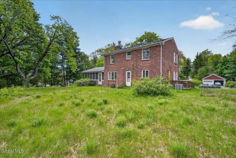 6 Cherrywood Terrace Latham NY 12110