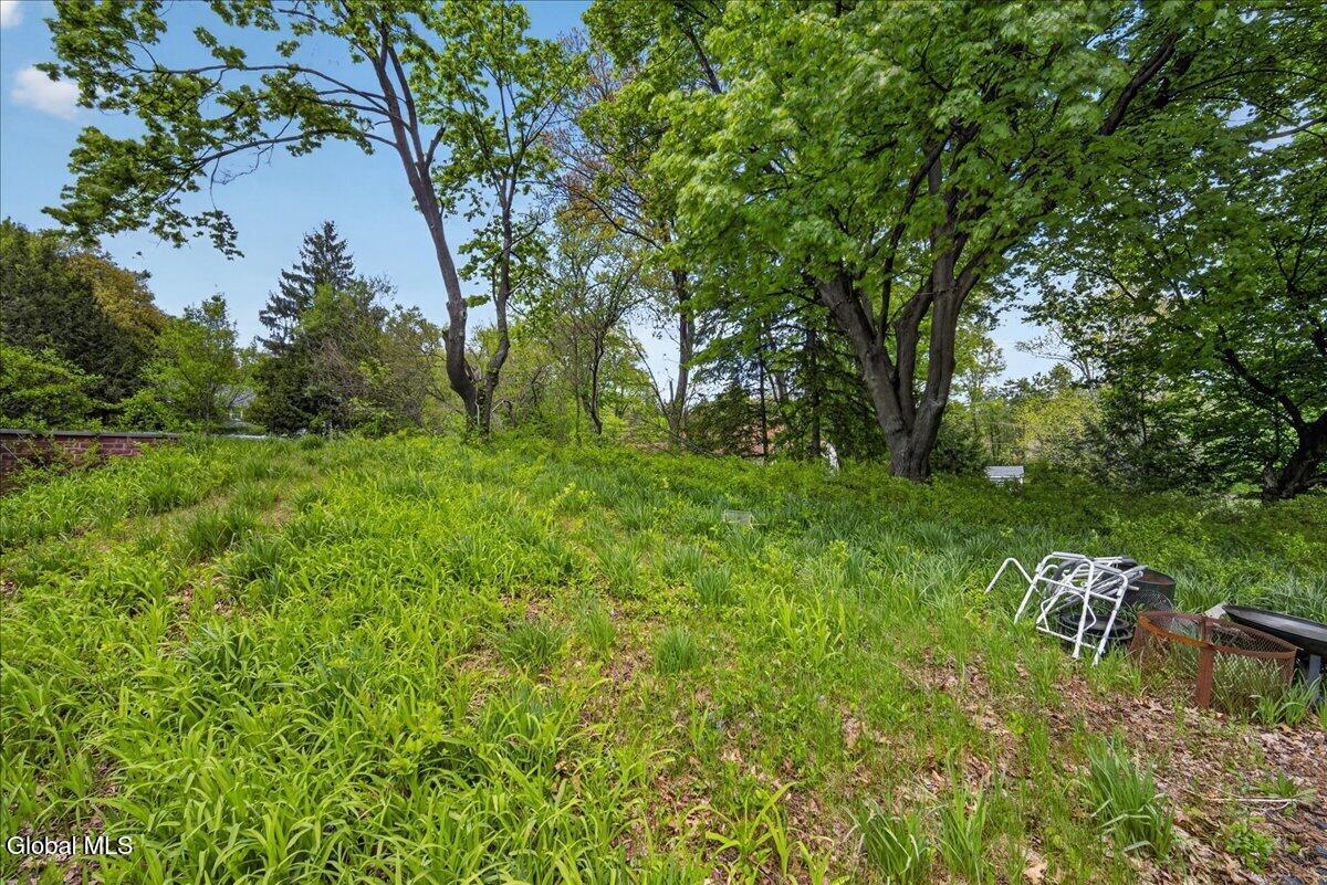 6 Cherrywood Terrace Latham NY 12110