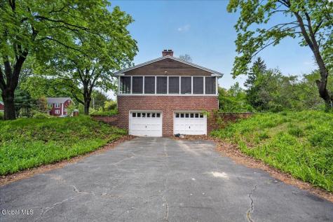 6 Cherrywood Terrace Latham NY 12110