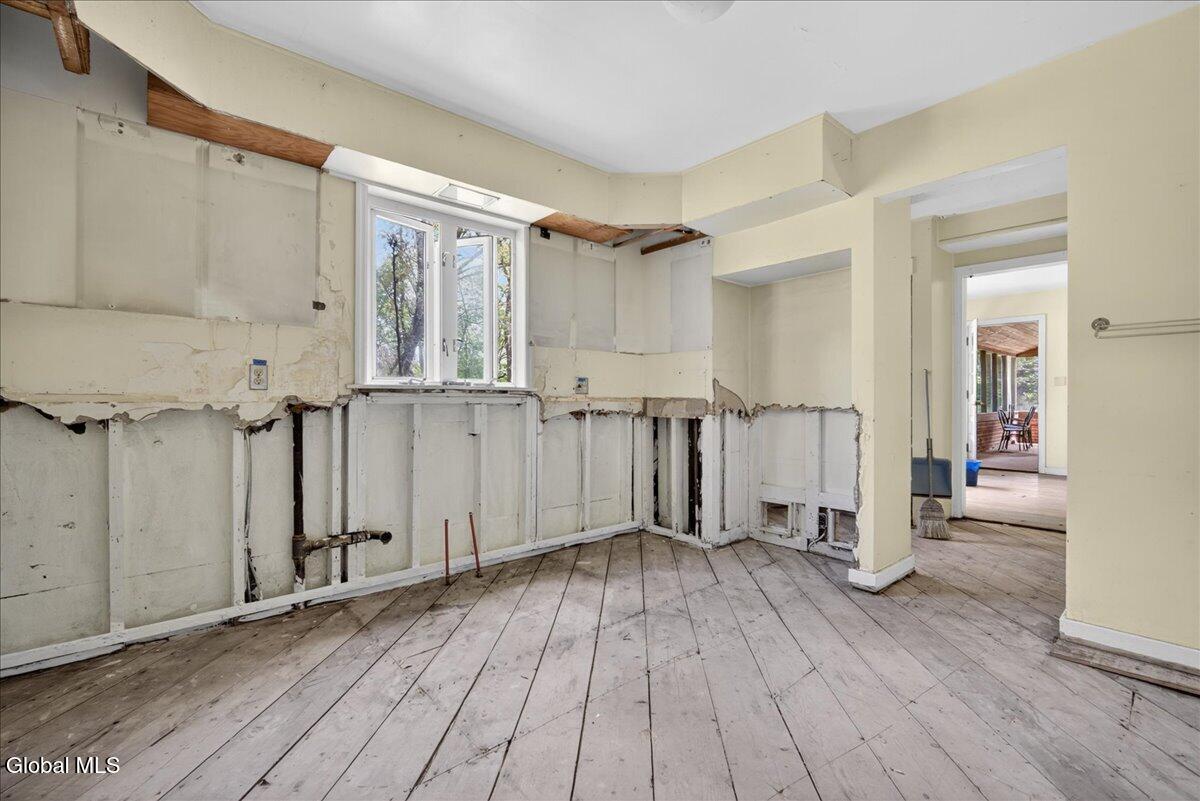 6 Cherrywood Terrace Latham NY 12110