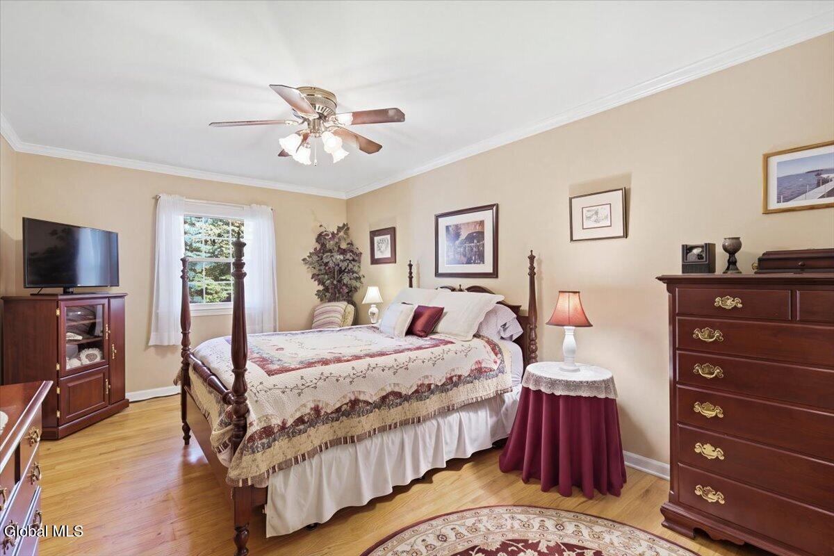 8 Bonnie Drive Guilderland NY 12084