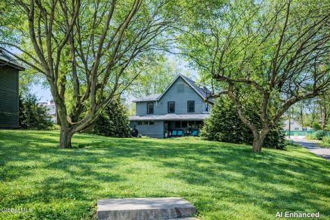 28 Hudson Street Kinderhook NY 12106