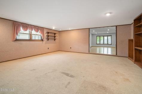 109 Pleasantview Drive Cobleskill NY 12043