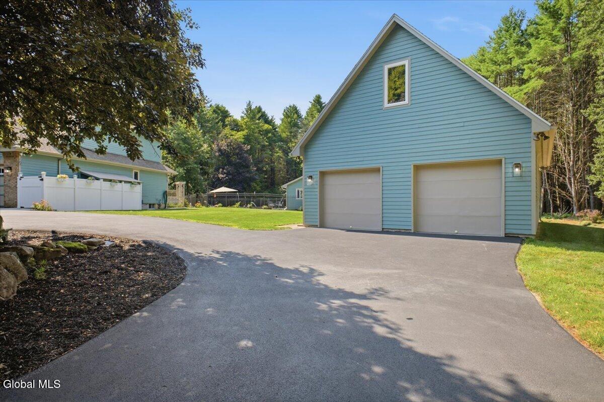 8 Lester Lane Middle Grove NY 12850