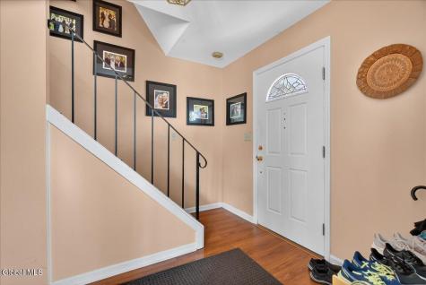 23 Olde Coach Road Glenville NY 12302