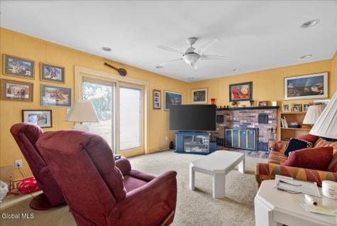 23 Olde Coach Road Glenville NY 12302