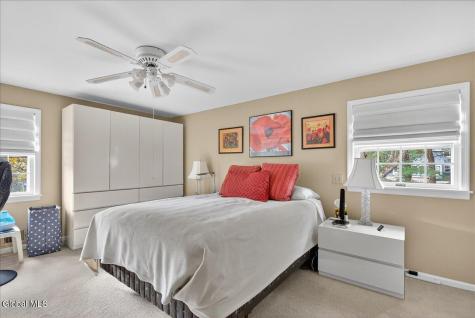 23 Olde Coach Road Glenville NY 12302