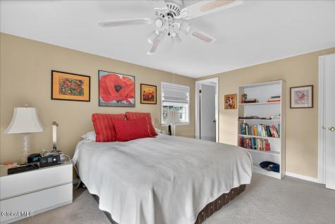 23 Olde Coach Road Glenville NY 12302