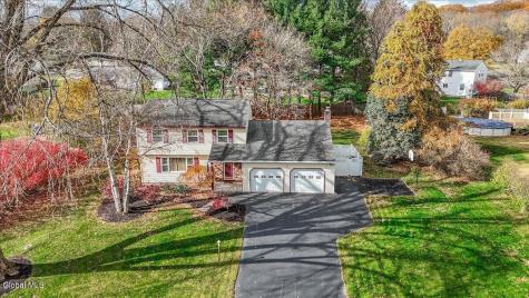 23 Olde Coach Road Glenville NY 12302