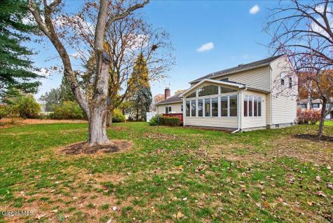 23 Olde Coach Road Glenville NY 12302