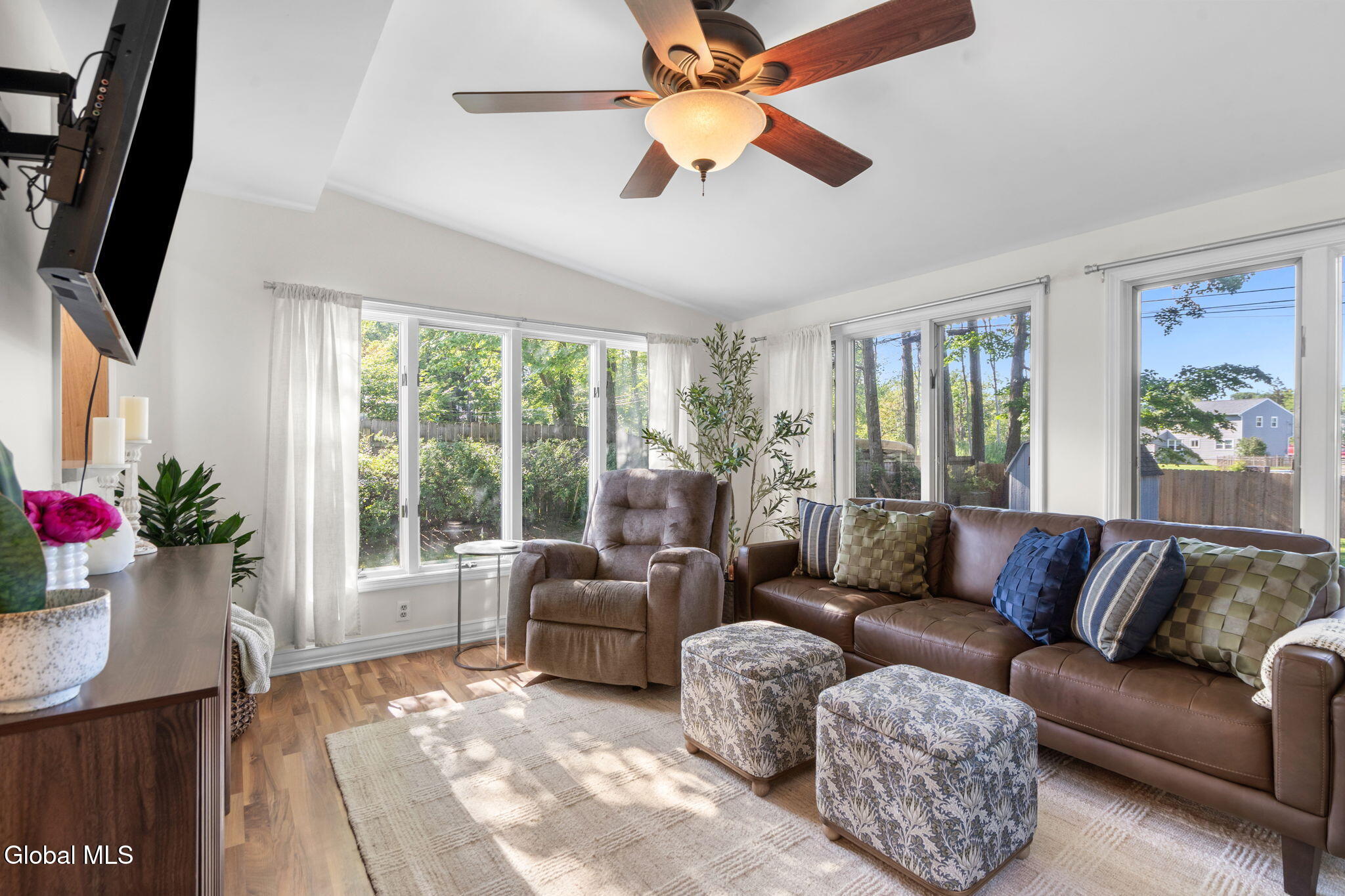 28 Caroline Street Latham NY 12110