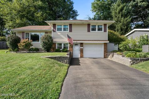 28 Caroline Street Latham NY 12110