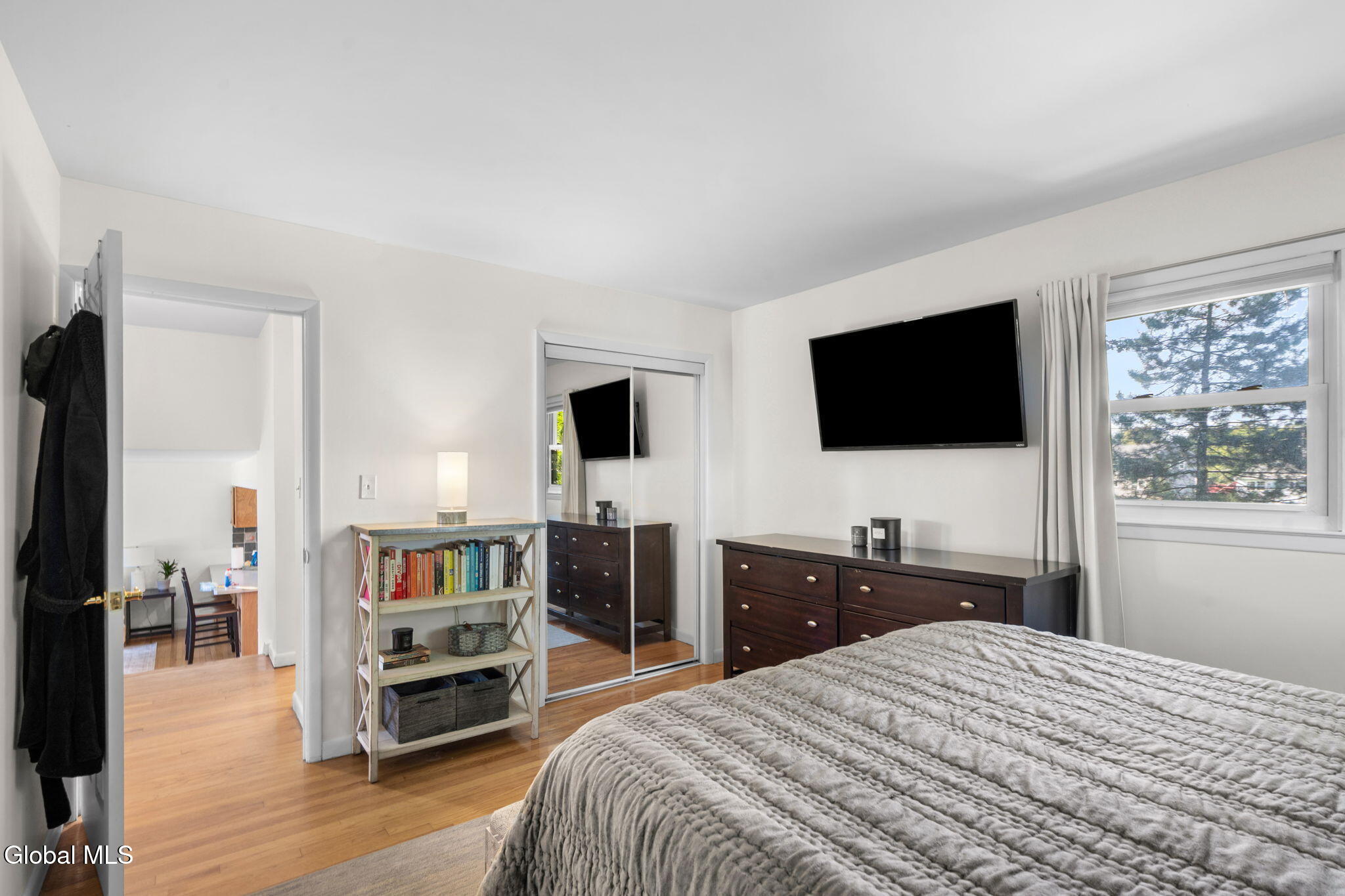 28 Caroline Street Latham NY 12110