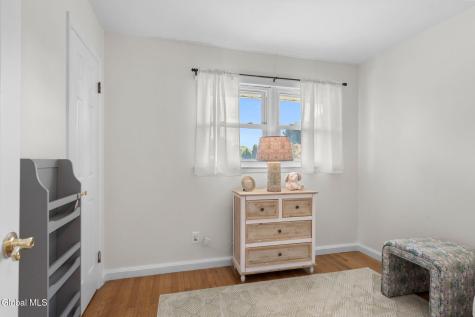 28 Caroline Street Latham NY 12110