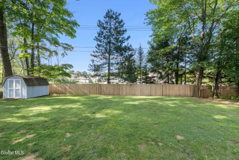 28 Caroline Street Latham NY 12110