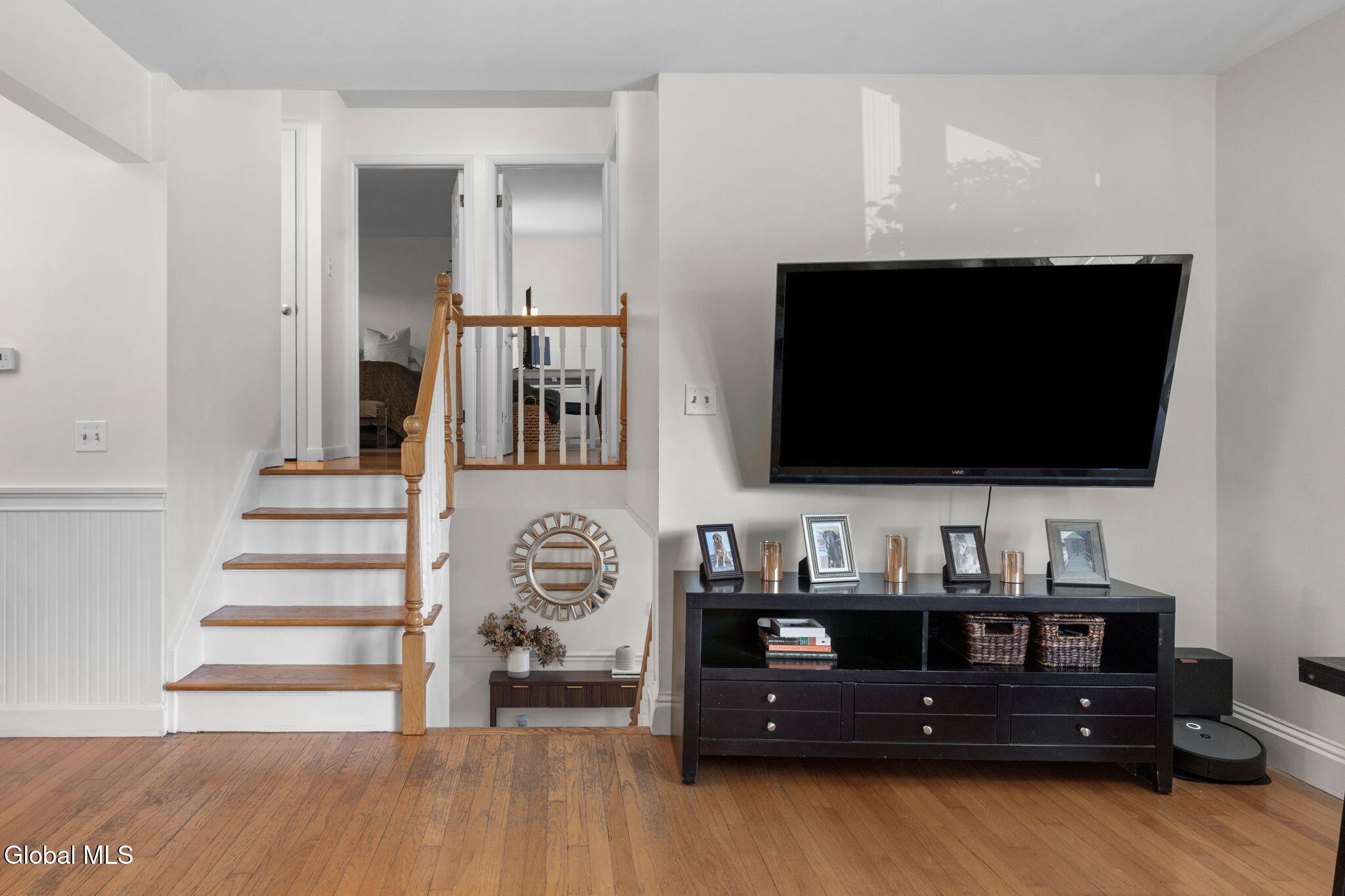 28 Caroline Street Latham NY 12110
