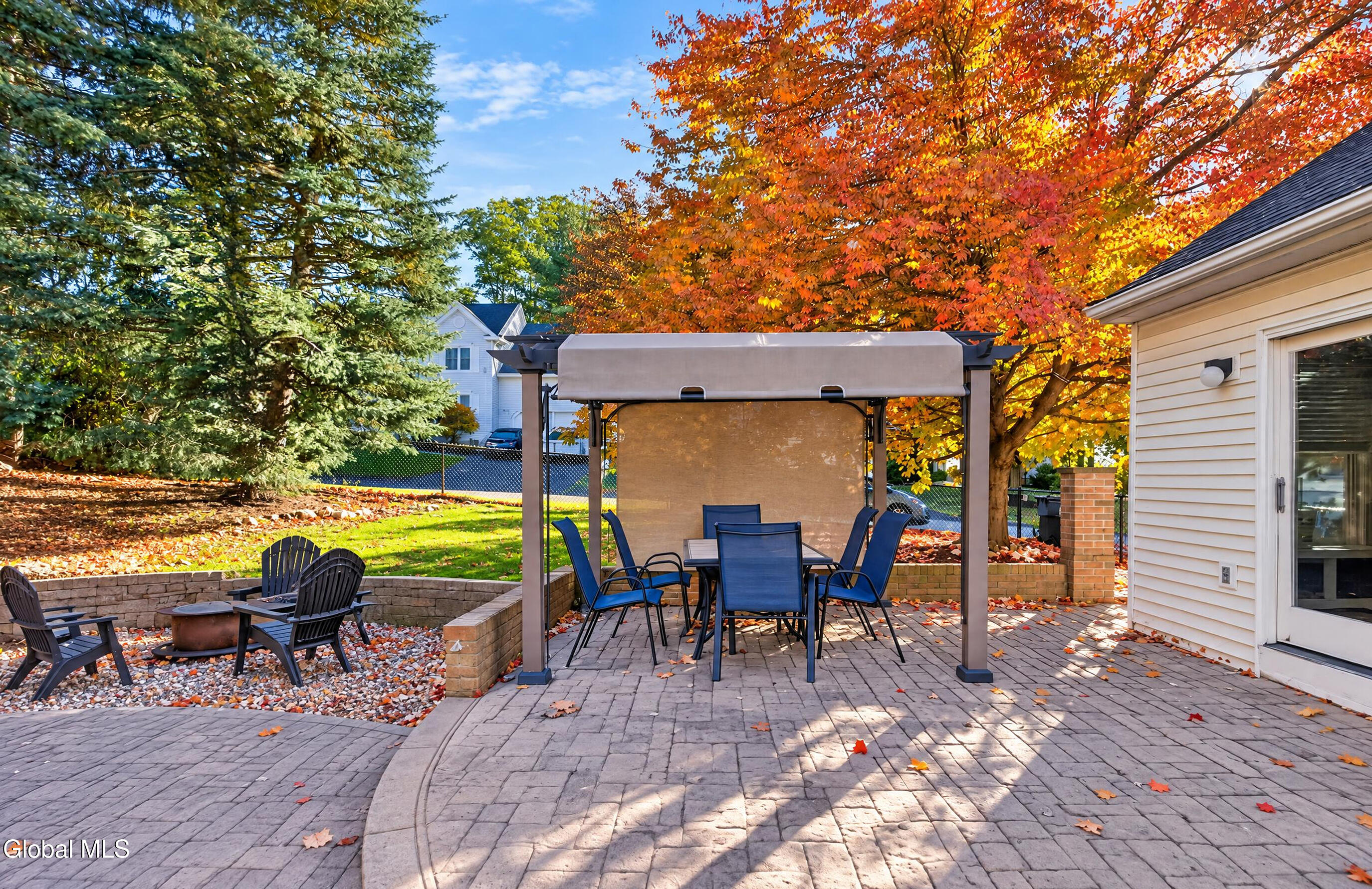 123 N Springhurst Drive East Greenbush NY 12061