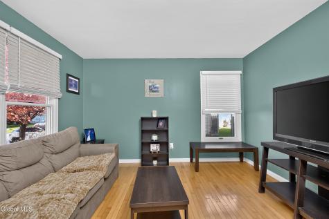 123 N Springhurst Drive East Greenbush NY 12061