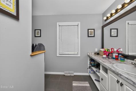 123 N Springhurst Drive East Greenbush NY 12061