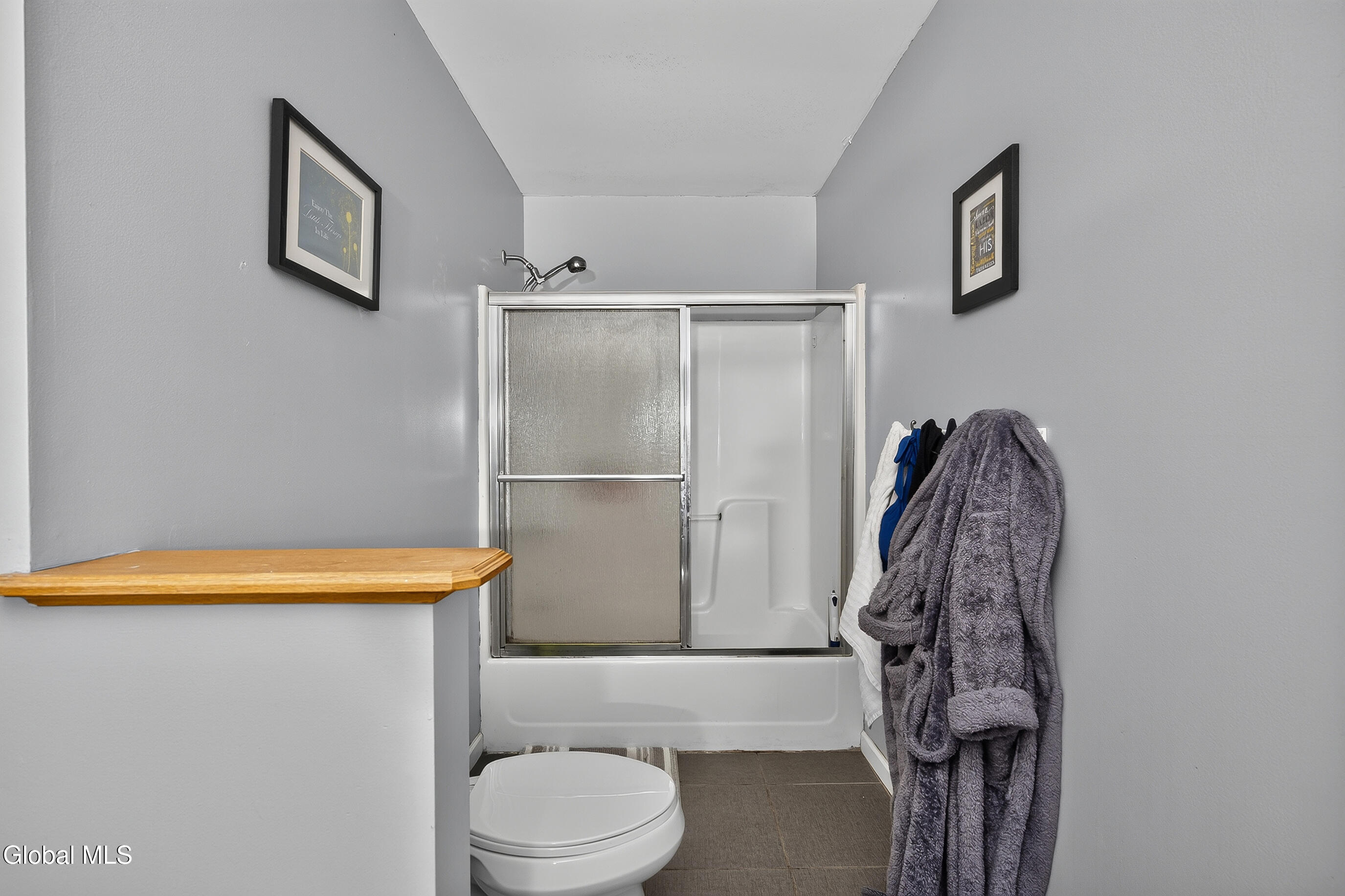 123 N Springhurst Drive East Greenbush NY 12061