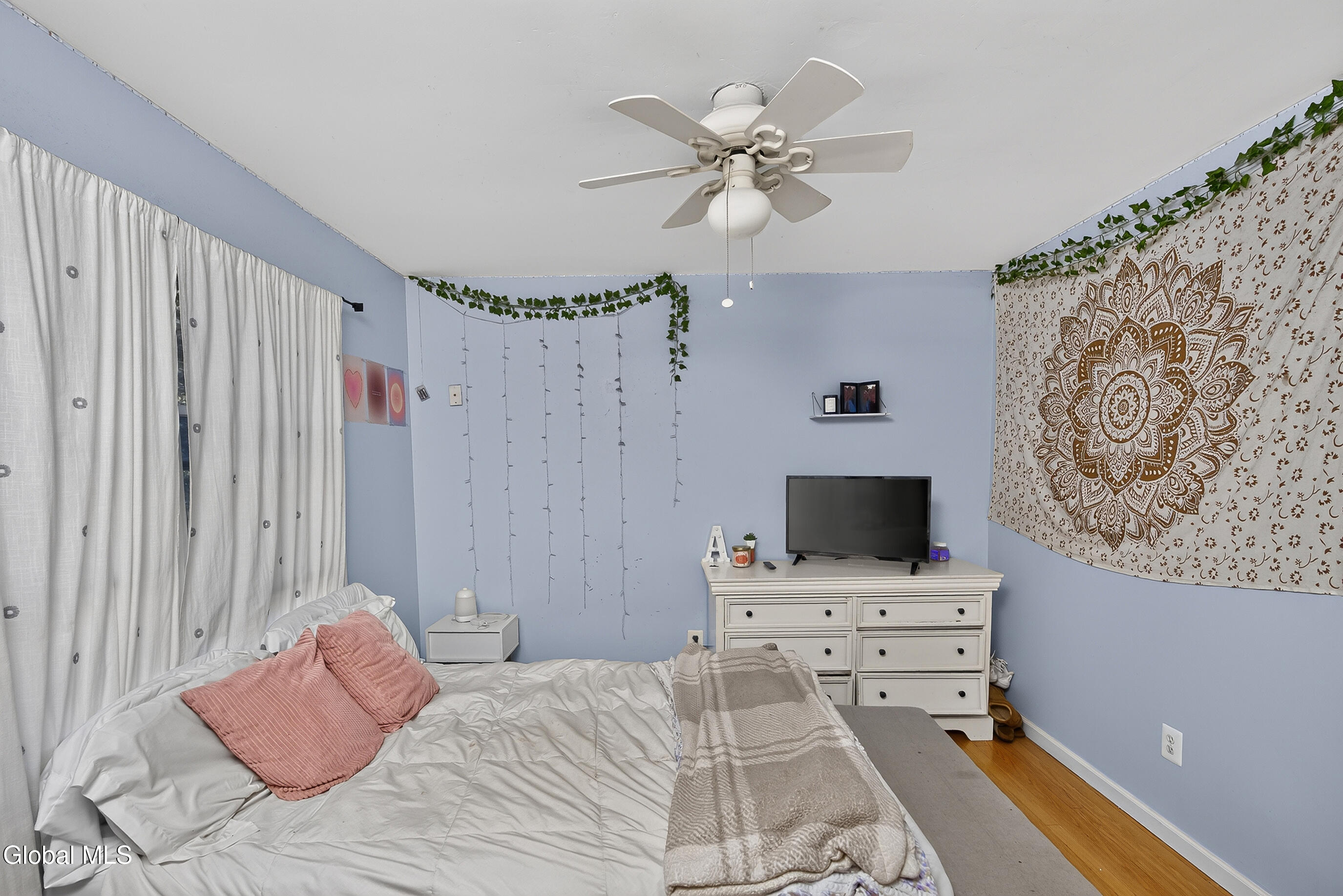 123 N Springhurst Drive East Greenbush NY 12061