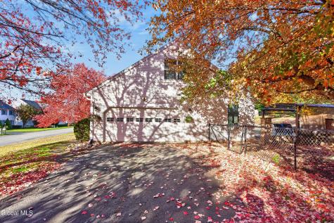 123 N Springhurst Drive East Greenbush NY 12061