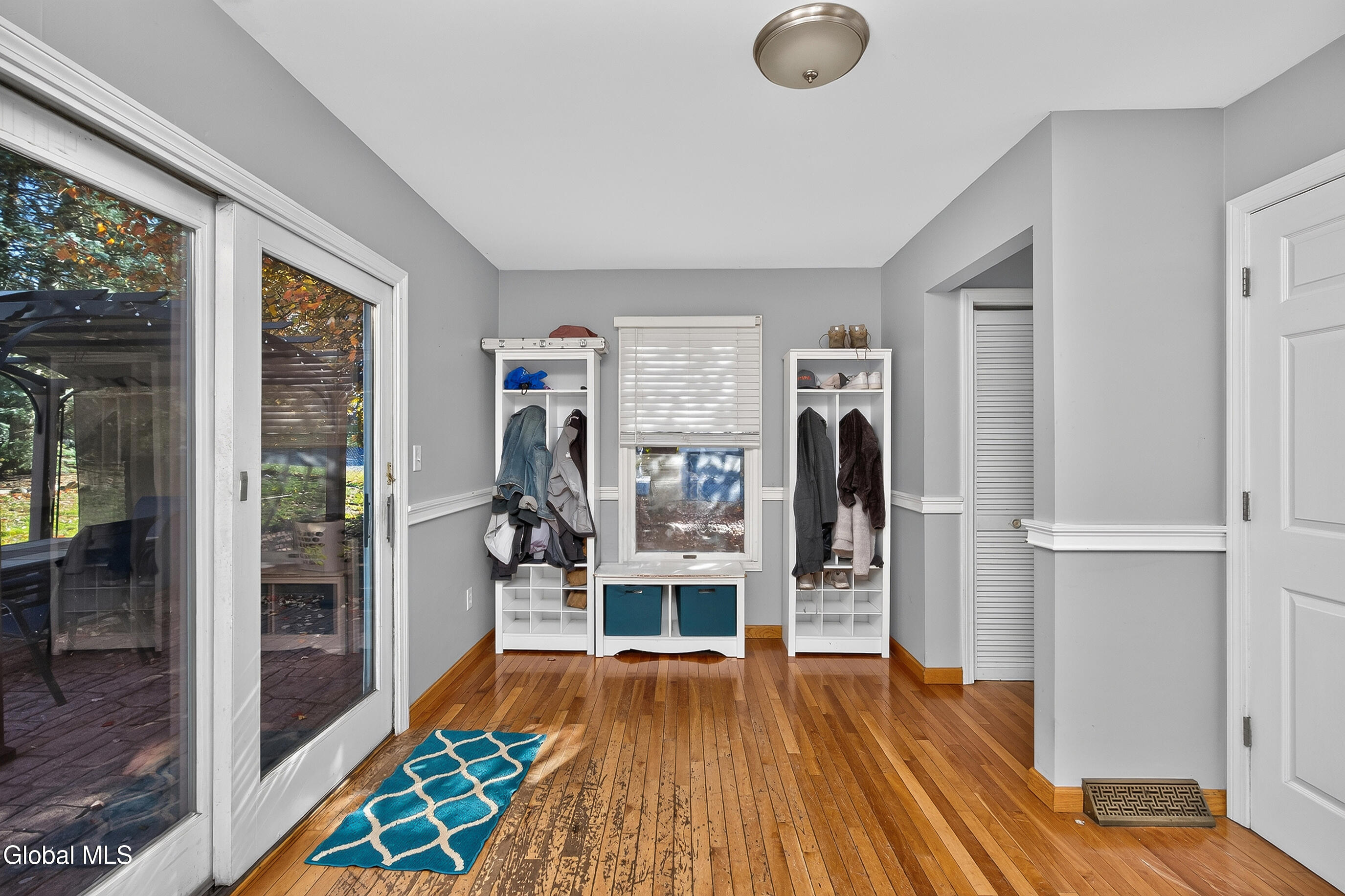 123 N Springhurst Drive East Greenbush NY 12061