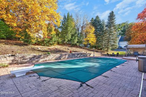 123 N Springhurst Drive East Greenbush NY 12061