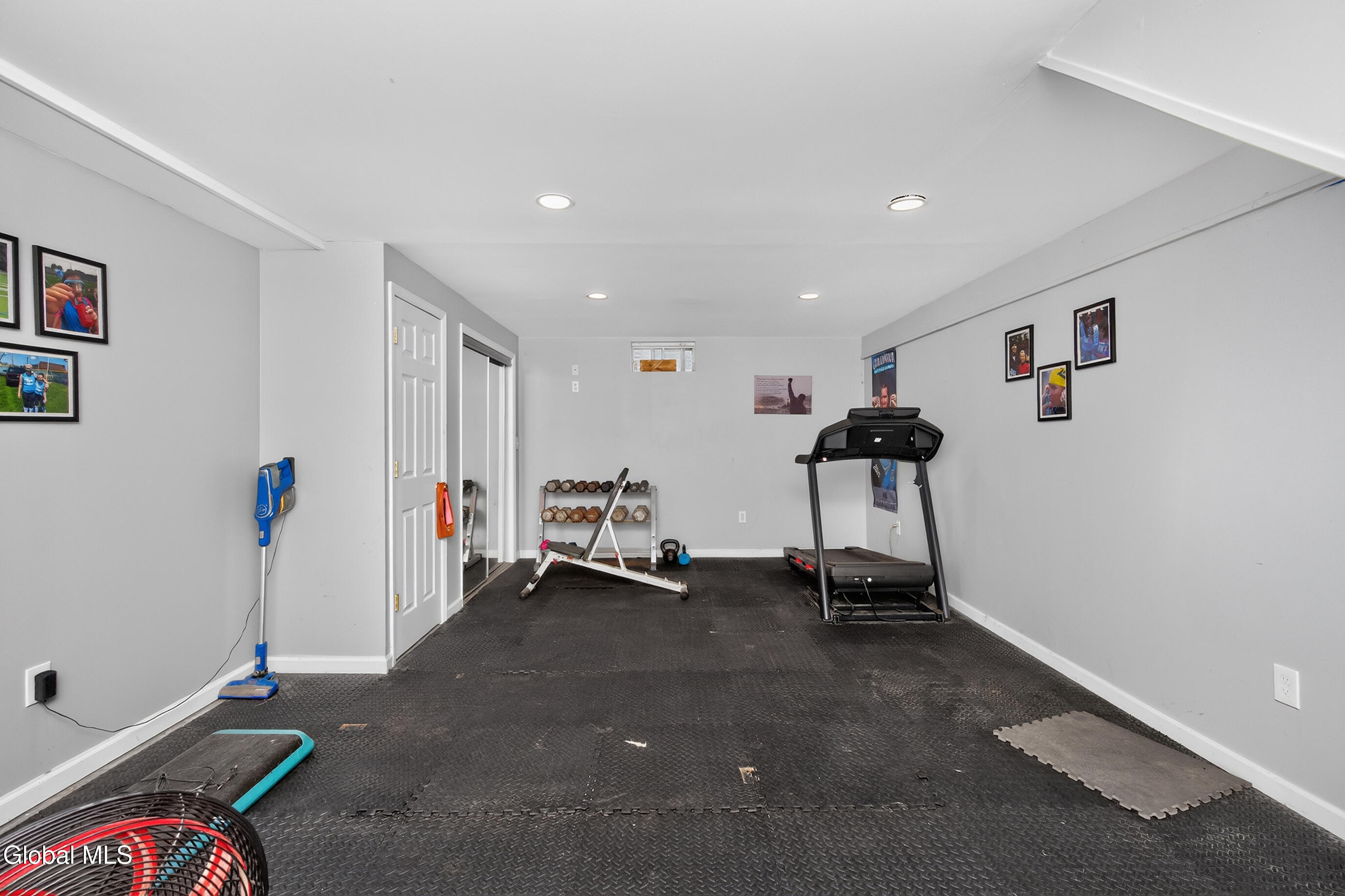 123 N Springhurst Drive East Greenbush NY 12061