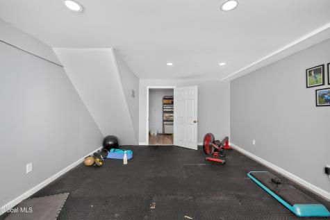 123 N Springhurst Drive East Greenbush NY 12061