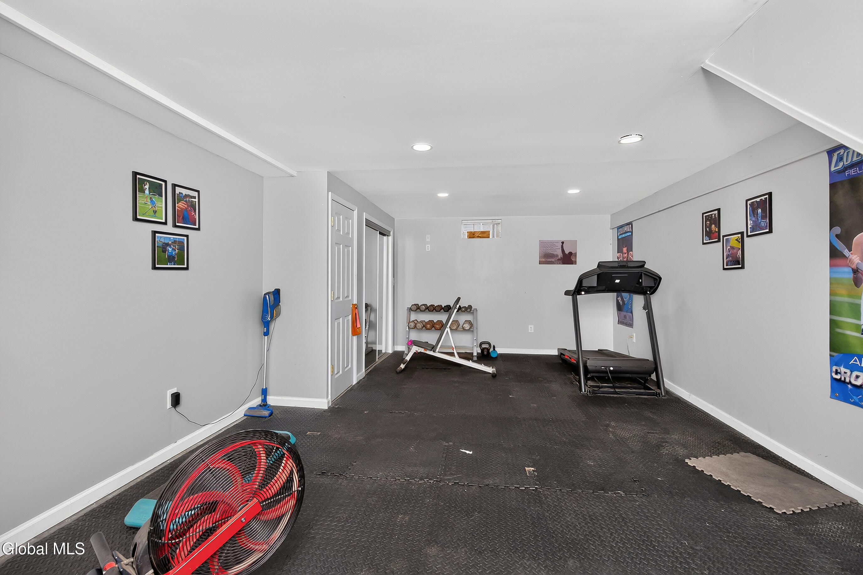 123 N Springhurst Drive East Greenbush NY 12061