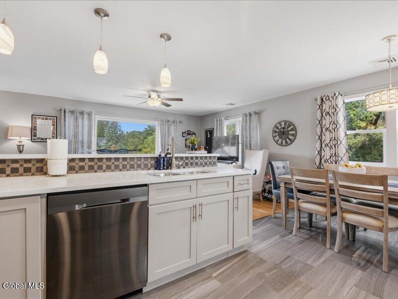 112 Seneca Street Troy NY 12180