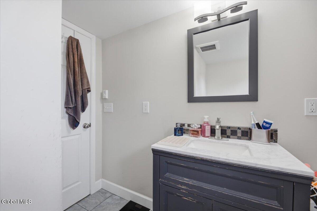 112 Seneca Street Troy NY 12180