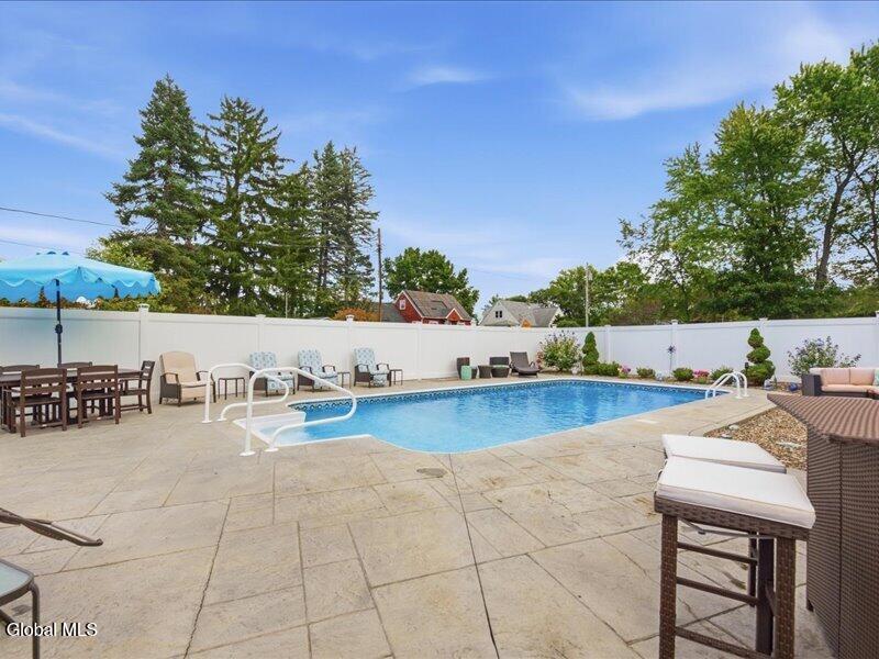 112 Seneca Street Troy NY 12180